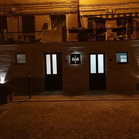 Note Di Rame Apartment Castelfidardo Luaran gambar