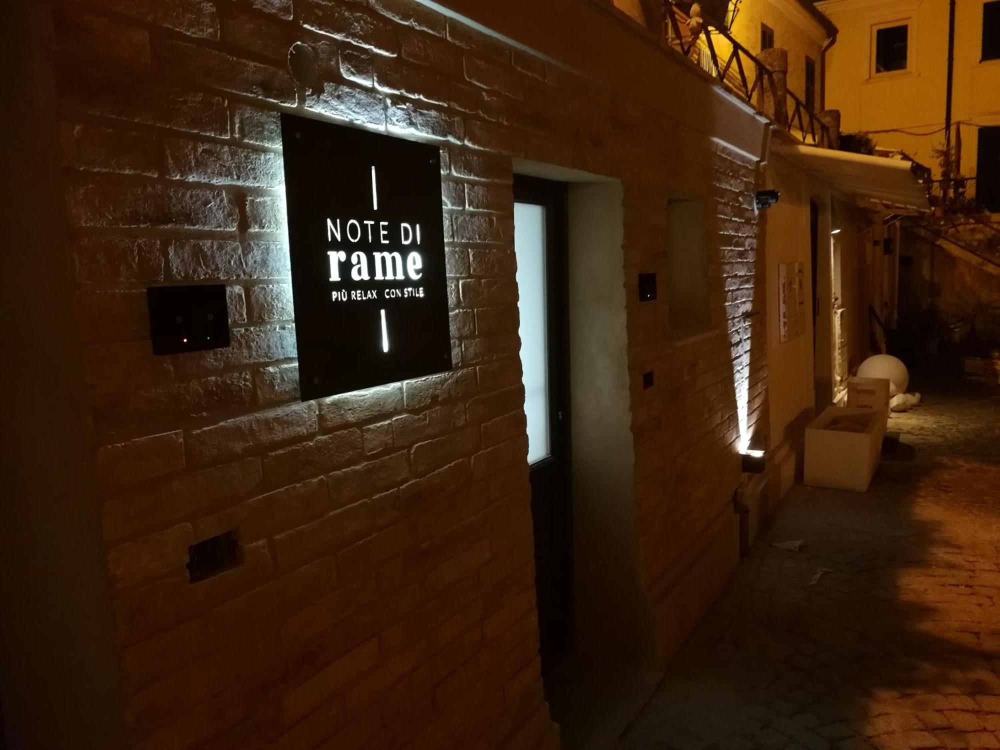 Note Di Rame Apartment Castelfidardo Luaran gambar